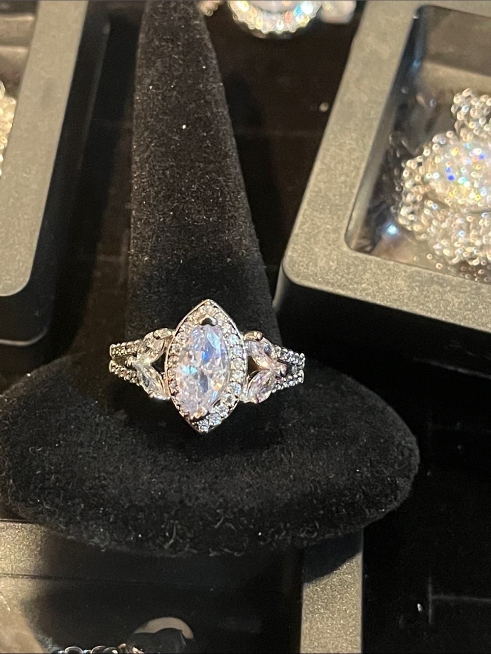 Silver Marquise Cubic Zirconia Halo Ring - Elegant Clear Sparkle